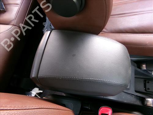 Used Armrest / Center console Armrest / Center console OPEL ANTARA A (L07) 3.2 V6 (227 hp) 25811176 25811176