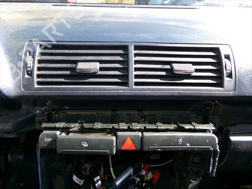 Used Air vent Air vent AUDI A4 B6 (8E2) 2.0 (130 hp) 39578261 39578261