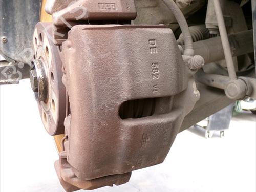 Right front brake caliper VW GOLF V (1K1) 1.9 TDI | BP34207382M104 - Image 2