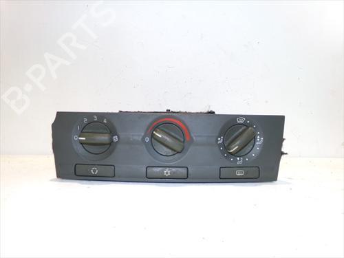 Used Climate control Climate control VOLVO S40 I (644) 1.6 (105 hp) 24568431 24568431