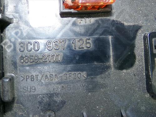Fuse box VW PASSAT B6 (3C2) 2.0 TDI | BP39526373E1 - Image 2