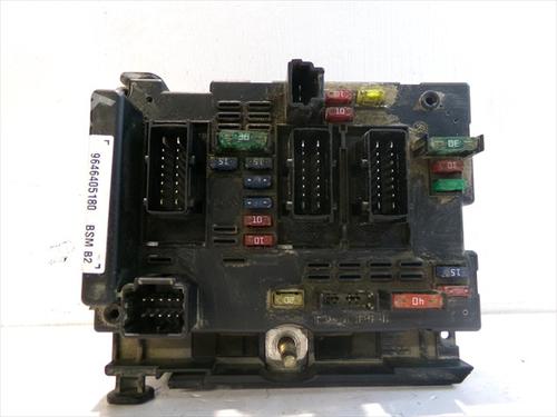 Used Fuse box Fuse box 38949752 38949752