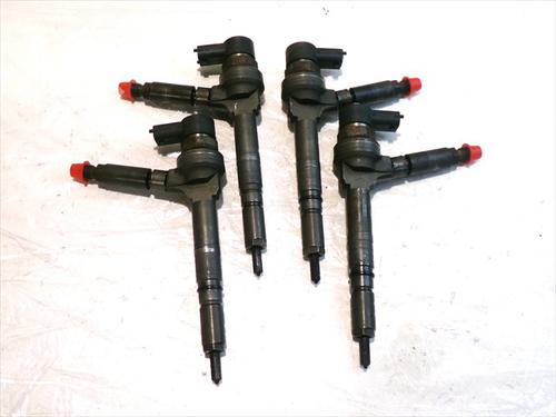 Iniettori Iniettori OPEL ASTRA H (A04) 1.7 CDTI (L48) (100 hp) 39900790 39900790