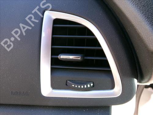 air-vent-opel-astra-j-p10-2009-2010-2011-2012-2013-2014-2015-2016-26204222 main image
