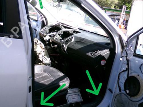 Used Rubber door seal Rubber door seal HYUNDAI ix35 (LM, EL, ELH) 2.0 CRDi (184 hp) 34152155 34152155