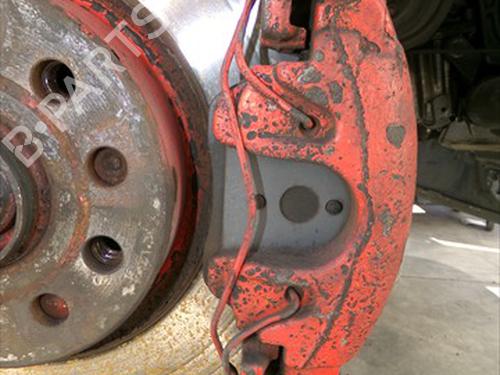 Used Right front brake caliper Right front brake caliper 39526408 39526408