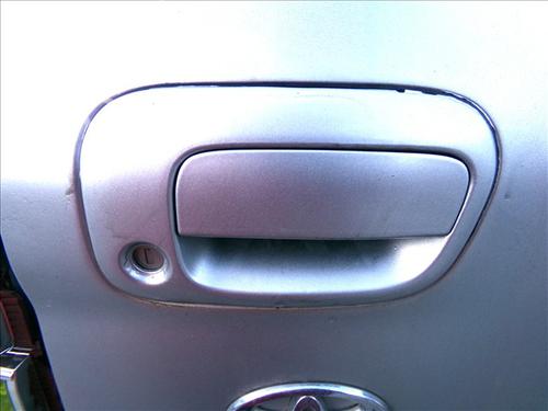 Used Tailgate handle Tailgate handle TOYOTA RAV 4 II (_A2_) 2.0 4WD (ACA21, ACA20) (150 hp) 30934835 30934835