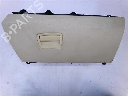 Used Glove box Glove box 38983492 38983492