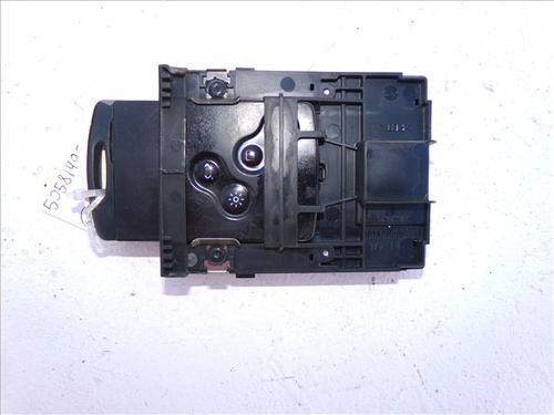 Used Card reader Card reader RENAULT MEGANE III Hatchback (BZ0/1_, B3_) 1.5 dCi (BZ09, BZ0D, BZ1W, BZ29, BZ14) (110 hp) 30966488 30966488