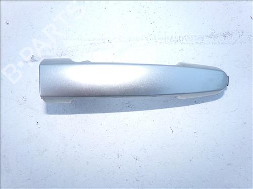 front-left-exterior-door-handle-toyota-rav-4-ii-_a2_-2000-2001-2002-2003-2004-2005-30934834 main image