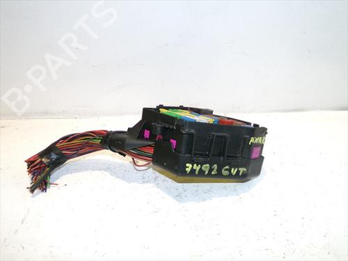 Fuse box SEAT EXEO (3R2) 2.0 TDI | BP24557595E1 - Image 3