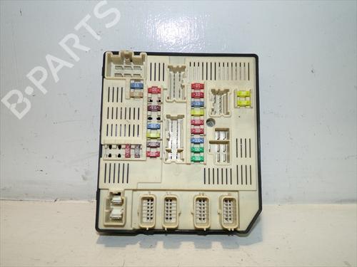 fuse-box-renault-laguna-iii-bt01-2007-2008-2009-2010-2011-2012-2013-2014-2015-36694395 main image