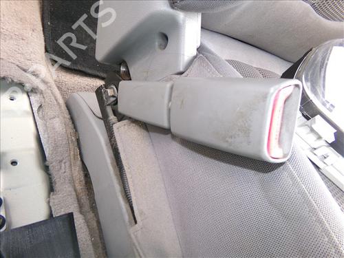 Used Seat buckle Seat buckle KIA CARENS III MPV (UN) 2.0 CRDi 140 (140 hp) 30437703 30437703