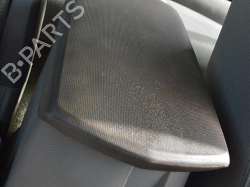 Used Armrest / Center console Armrest / Center console CHRYSLER SEBRING (JS) 2.0 CRD (140 hp) 33423554 33423554