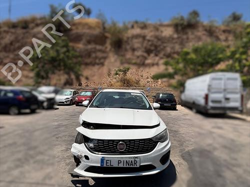 Pièces Détachées Usagées FIAT TIPO Hatchback (356_, 357_) 1.4 (356HXA1B, 357) 4887392