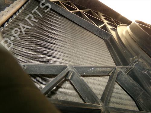 Used Oil radiator Oil radiator SEAT CORDOBA (6L2) 1.9 SDI (64 hp) 31847738 31847738