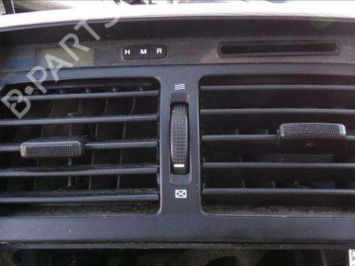 Used Air vent Air vent HYUNDAI TUCSON (JM) 2.0 CRDi (140 hp) 25434889 25434889