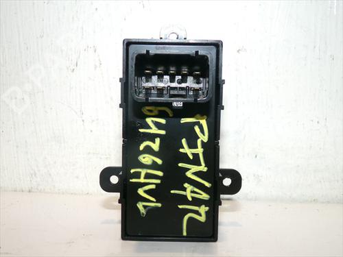 Right front window switch HYUNDAI i30 (GD) 1.6 | BP38346955I26 - Image 4