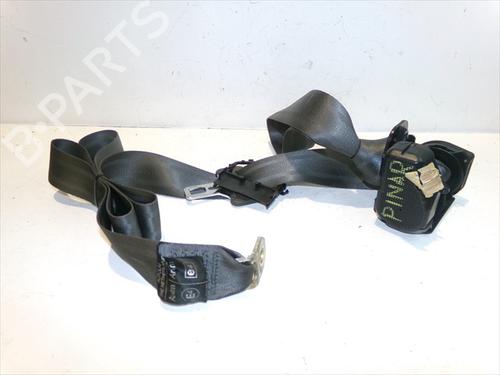 Used Rear center seatbelt Rear center seatbelt VOLVO S40 I (644) 1.6 (105 hp) 24568417 24568417