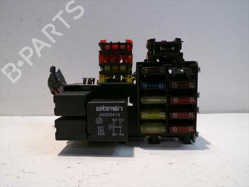 Used Fuse box Fuse box LANCIA LYBRA (839_) 1.9 JTD (839.AXI1A, 839.AXN1A, 839.CXL1A) (116 hp) 24567801 24567801
