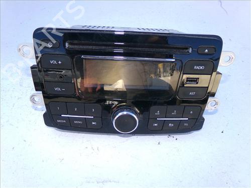 Used Radio Radio RENAULT CAPTUR I (J5_, H5_) 0.9 TCe 90 (90 hp) 31082429 31082429