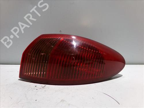 Used Right taillight Right taillight ALFA ROMEO 147 (937_) 1.9 JTD (937.AXD1A, 937.BXD1A, 937.AXV1A, 937.BXB1A,... (115 hp) 24561906 24561906