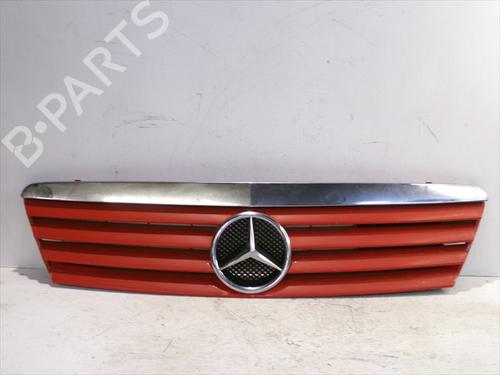 Used Grille Grille MERCEDES-BENZ A-CLASS (W168) A 170 CDI (168.009, 168.109) (95 hp) 33265137 33265137