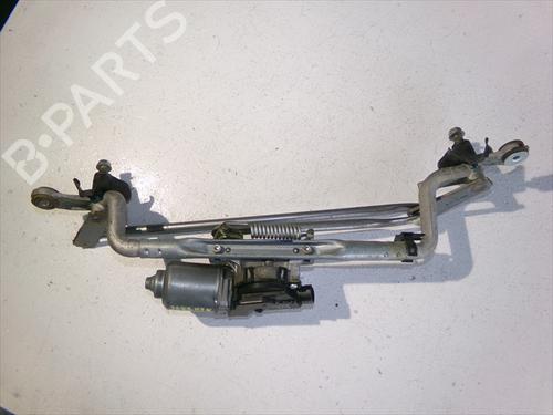 Used Front wiper motor TOYOTA VERSO (_R2_) 2.0 D-4D (AUR20_, AUR20R) (124 hp) 32084113