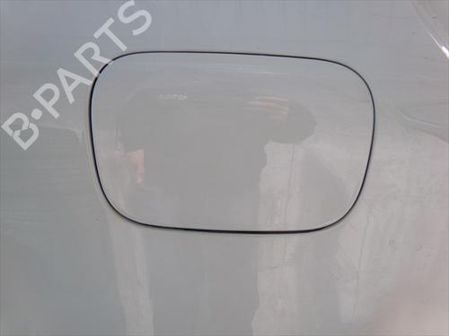 fuel-flap-renault-megane-iv-hatchback-b9amn_-2015-32228245 main image