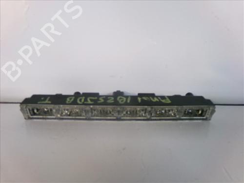 Used Third brake light Third brake light TOYOTA AURIS Estate (_E18_) 2.0 D-4D (ADE186_) (124 hp) 25301984 25301984