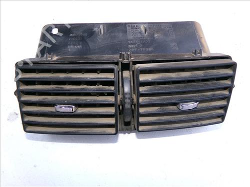 Used Air vent Air vent AIXAM CROSSLINE 0.4 (5 hp) 33423975 33423975