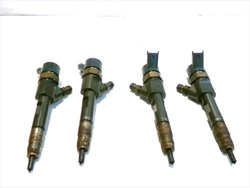 Inyector RENAULT SCÉNIC II (JM0/1_) 1.9 dCi (JM0G, JM12, JM1G, JM2C) (120 hp) 31353455