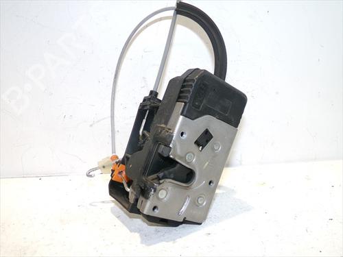 front-right-lock-opel-meriva-a-mpv-x03-2003-2004-2005-2006-2007-2008-2009-2010-27444417 main image
