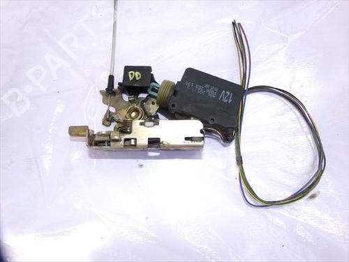 Used Front right lock Front right lock MERCEDES-BENZ SPRINTER 2-t Bus (B901, B902) 208 CDI (901.671, 902.671, 902.672) (82 hp) 36856295 36856295