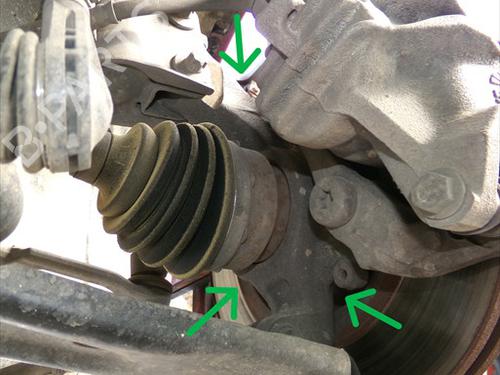 Used Left front steering knuckle Left front steering knuckle OPEL CORSA F (P2JO) 1.2 (68) (75 hp) 40179465 40179465