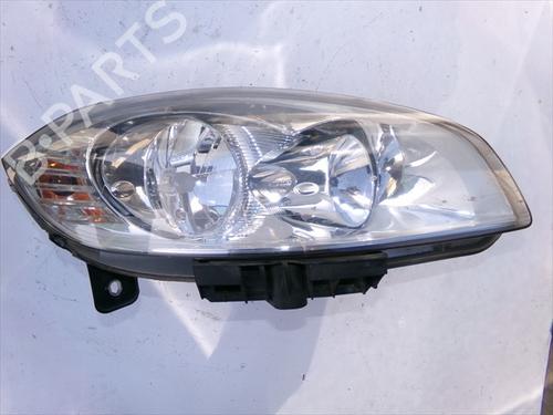 Used Right headlight Right headlight FIAT LINEA (323_, 110_) 1.3 D Multijet (323AXB1A) (95 hp) 40597787 40597787