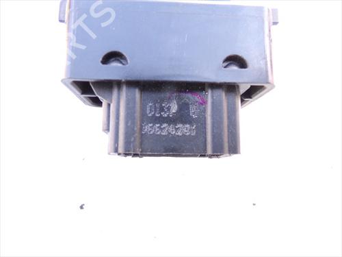 Right front window switch PEUGEOT PARTNER Tepee 1.6 HDi 90 | BP34645418I26 - Image 3