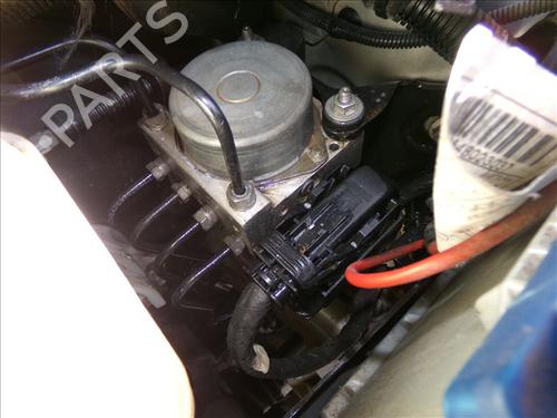 Used ABS pump ABS pump FIAT GRANDE PUNTO (199_) 1.3 D Multijet (75 hp) 33422999 33422999