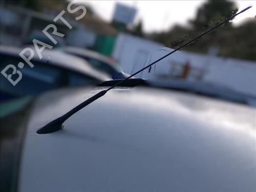 antennabase-ford-tourneo-courier-b460-mpv-2014-24567861 main image