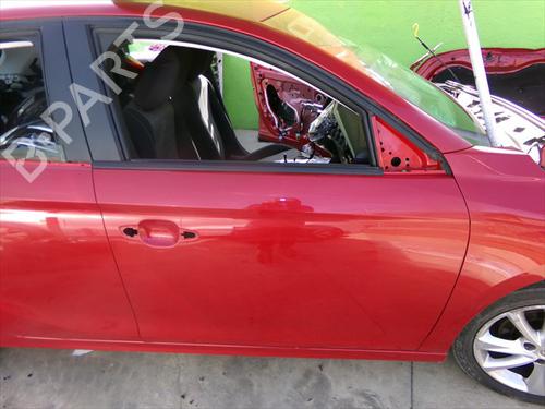 Used Right front door Right front door OPEL CORSA F (P2JO) 1.2 (68) (75 hp) 40179445 40179445