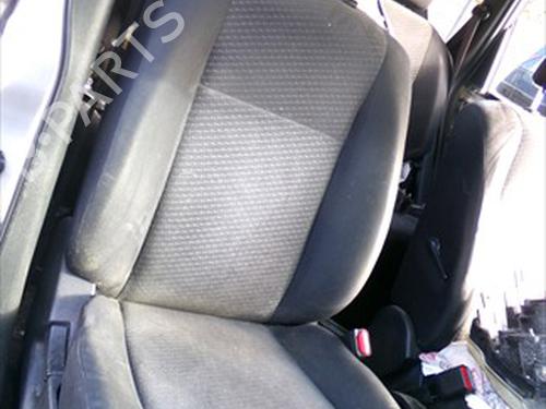 Sæde højre fortil Sæde højre fortil NISSAN X-TRAIL II (T31) 2.0 dCi 4x4 (150 hp) 35721556 35721556