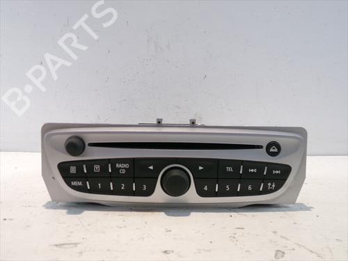 Autoradio für RENAULT MEGANE III Hatchback (BZ0/1_, B3_) 1.5 dCi (106 hp) 32140751
