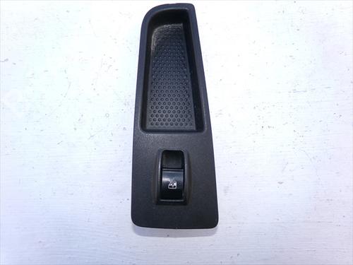 Used Right front window switch Right front window switch FIAT LINEA (323_, 110_) 1.3 D Multijet (323AXB1A) (95 hp) 40597773 40597773