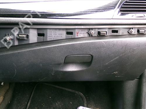 Used Glove box Glove box RENAULT MEGANE III Grandtour (KZ0/1) 1.5 dCi (KZ09, KZ0D, KZ1G, KZ29, KZ14, KZ1W, KZ10, KZ1F,... (110 hp) 33265653 33265653