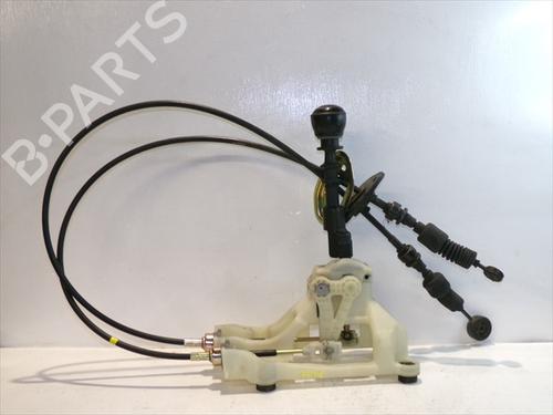 Used Gear lever Gear lever HYUNDAI SANTA FÉ II (CM) 2.2 CRDi (139 hp) 24562592 24562592