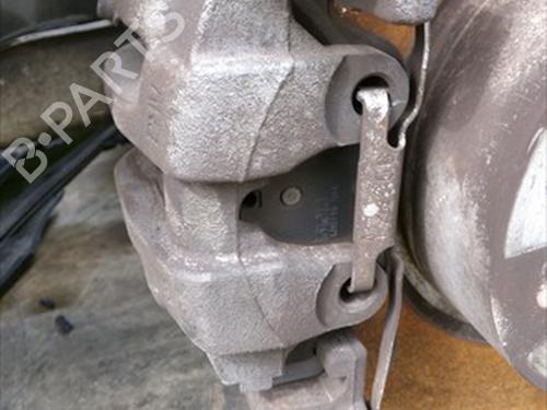 Used Right front brake caliper Right front brake caliper BMW 1 (E87) 120 d (163 hp) 33265536 33265536