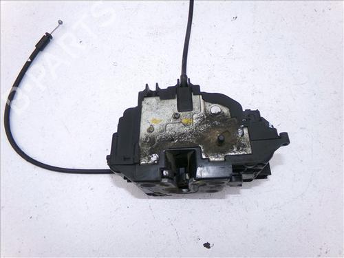 Venstre bagtil lås Venstre bagtil lås RENAULT CLIO III (BR0/1, CR0/1) 1.2 16V (BR02, BR0J, BR11, CR02, CR0J, CR11) (75 hp) 30908397 30908397