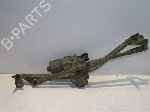 Used Front wiper motor VW POLO IV (9N_, 9A_) 1.4 16V (75 hp) 31637362