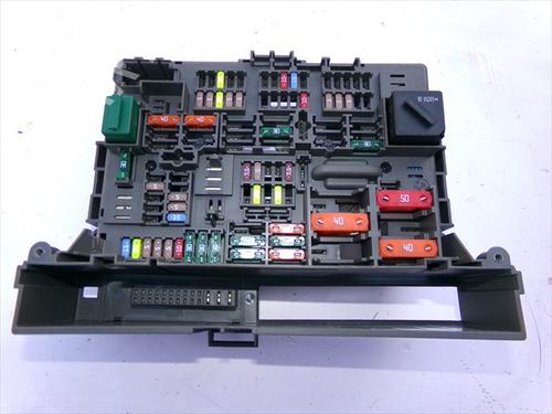 Used Fuse box Fuse box 38983379 38983379