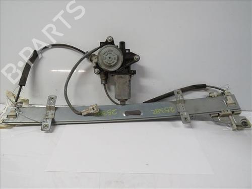 Used Front right window mechanism Front right window mechanism SUZUKI GRAND VITARA I (FT, HT) 2.0 HDI 110 16V 4x4 (SQ420D, TD83V, JA420WD) (109 hp) 24557662 24557662